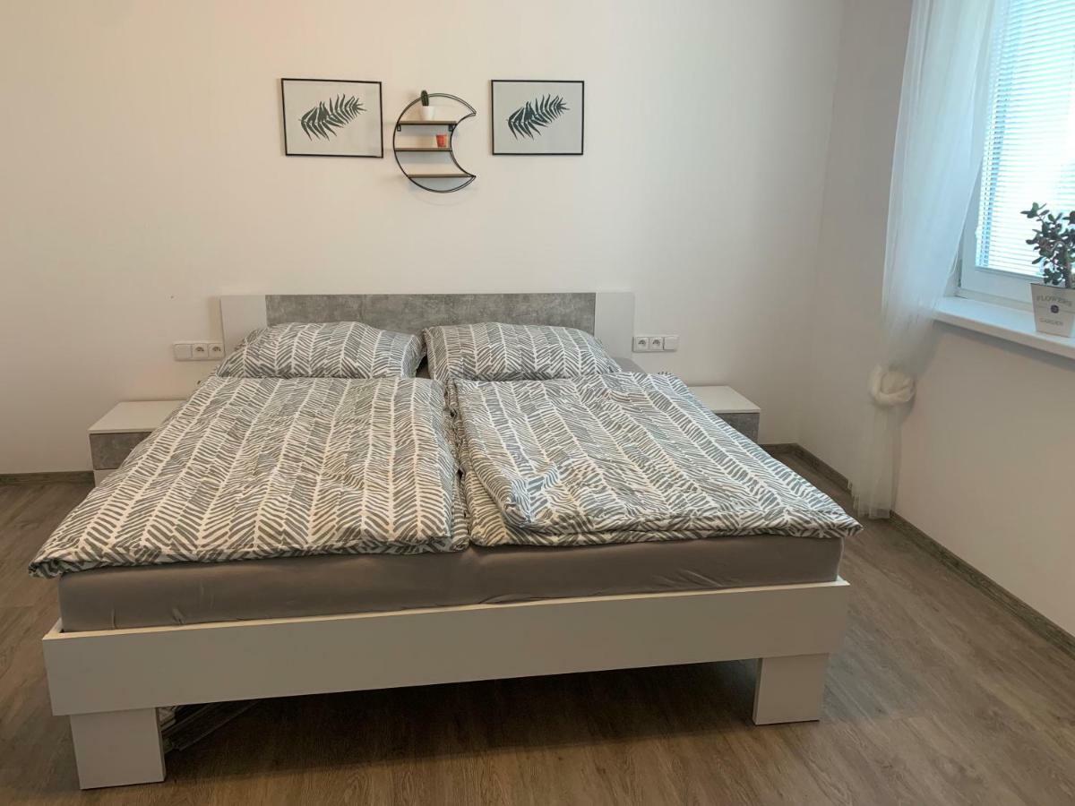 Tolarova Apartman Пардубице Екстериор снимка